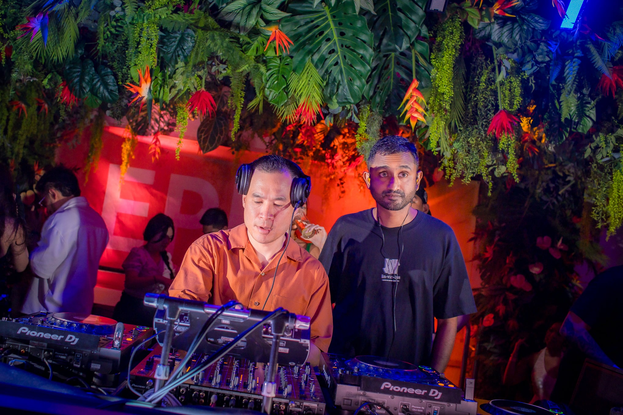 WET Deck Republik Club Paradiso gallery 2