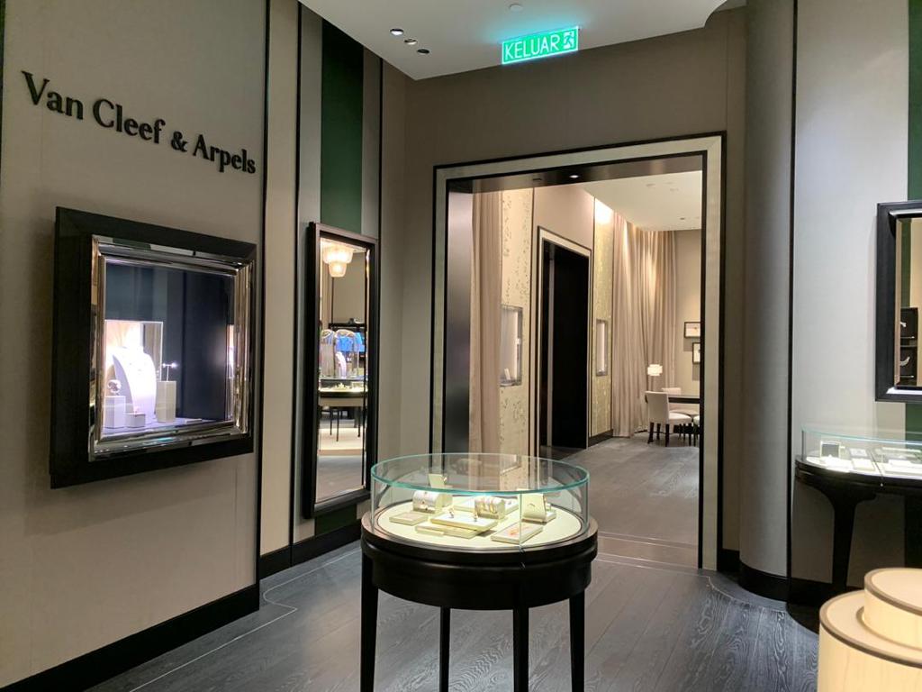 Van Cleef & Arpels image 6